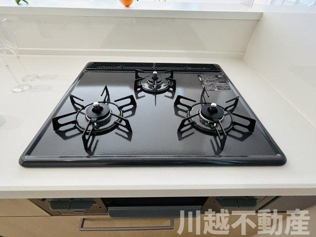 閑静な住宅地、徒歩15分以内に小中学校のキッチン|不動産売却相談賜ります