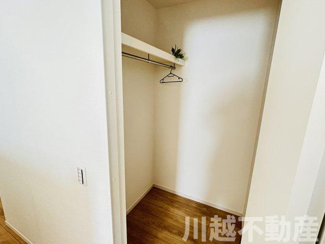 閑静な住宅地、徒歩15分以内に小中学校の収納|SNSから当社の内側覗き見できますww