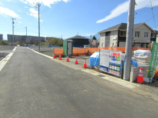 【前面道路含む現地写真】 | 前面道路含む現地写真です
