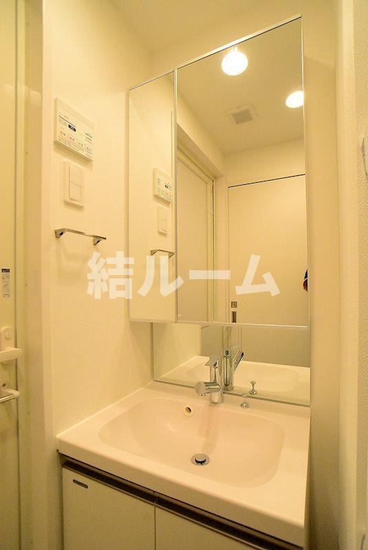 板橋区成増３丁目の賃貸マンションの洗面所