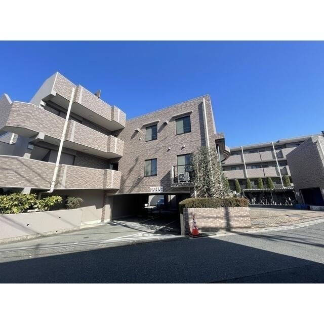 藤和ライブタウン新検見川の駐車場