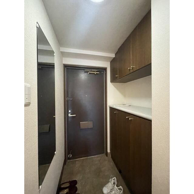 藤和ライブタウン新検見川の玄関