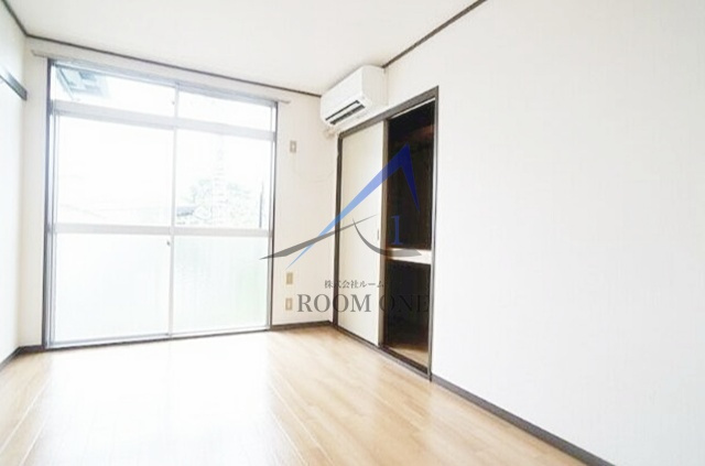 太子堂ファイブの居間・リビング|洋室のお部屋です。