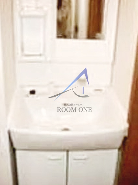 ウィステリアの洗面所|独立洗面台です。