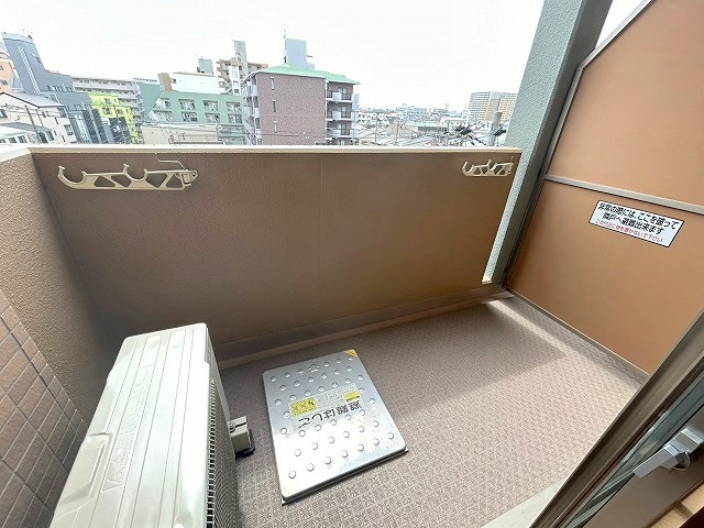 エル・セレーノ東三国のバルコニー