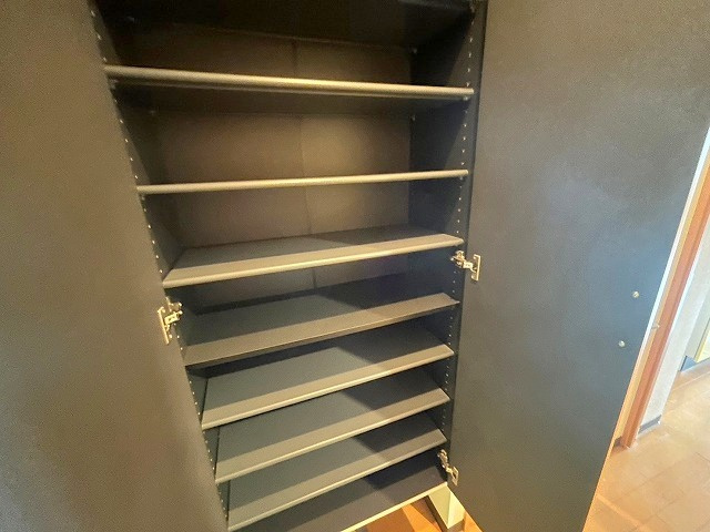 エル・セレーノ東三国の収納