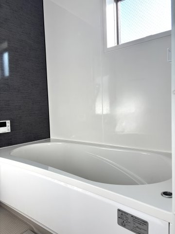 【居間・リビング】 | 土師町５丁　中古戸建