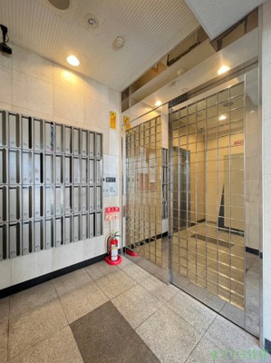 【エントランス】 | ミストラル本町ウエスト