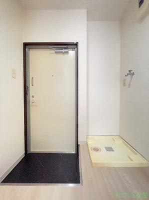 【玄関】 | ミストラル本町ウエスト