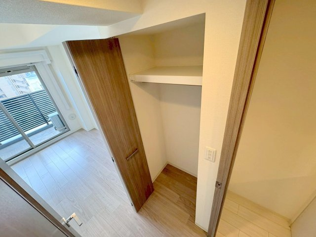 プレサンス新大阪ジェイズの収納