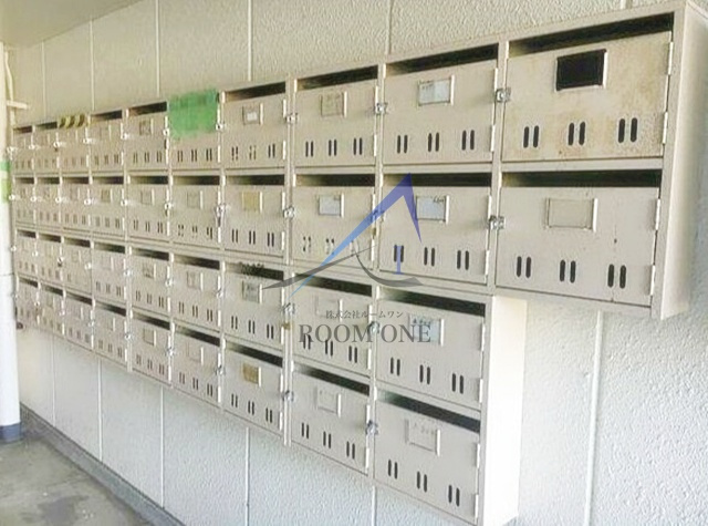 メゾン・ド・ブラン東海大学前ＡＢのその他共用部分|集合ポストです。