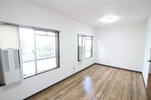 【洋室】 | エクセレンス上野