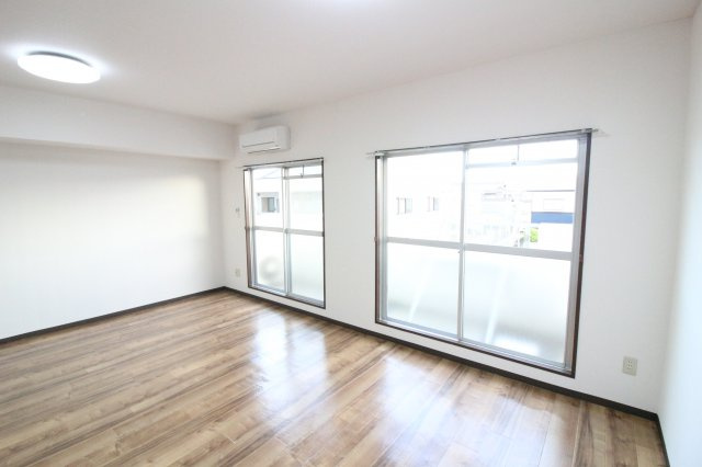 【居間・リビング】 | エクセレンス上野