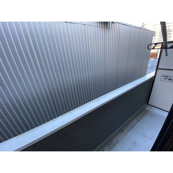 アースクエイク豊II　名古屋市賃貸　仲介手数料無料のバルコニー