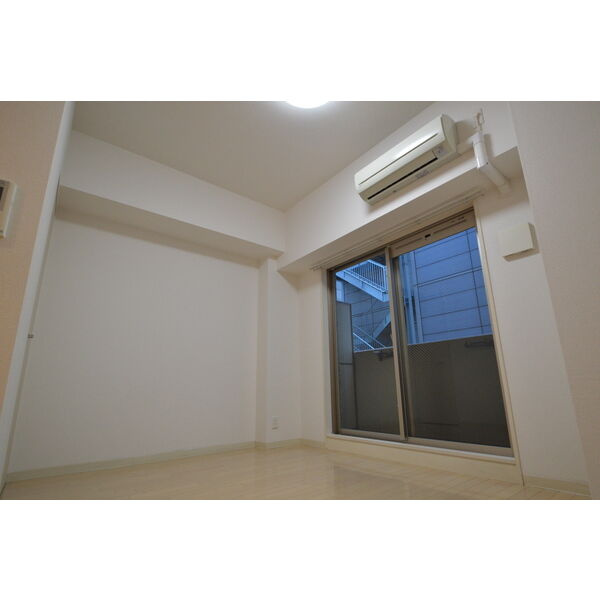 プレサンスNAGOYA桜通ビッグビート　名古屋市賃貸　仲介手数料無料の居間・リビング