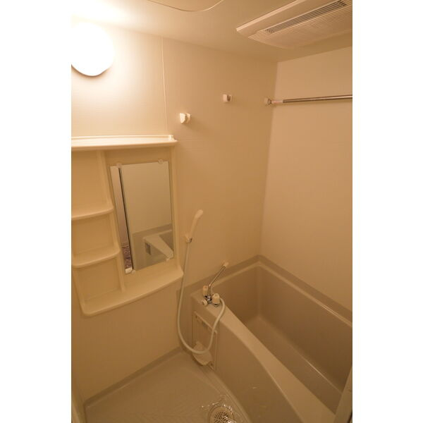 プレサンスNAGOYA桜通ビッグビート　名古屋市賃貸　仲介手数料無料の浴室