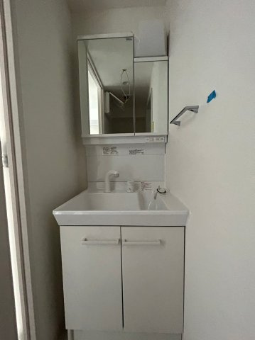 クレヴィスタ梅島の洗面所