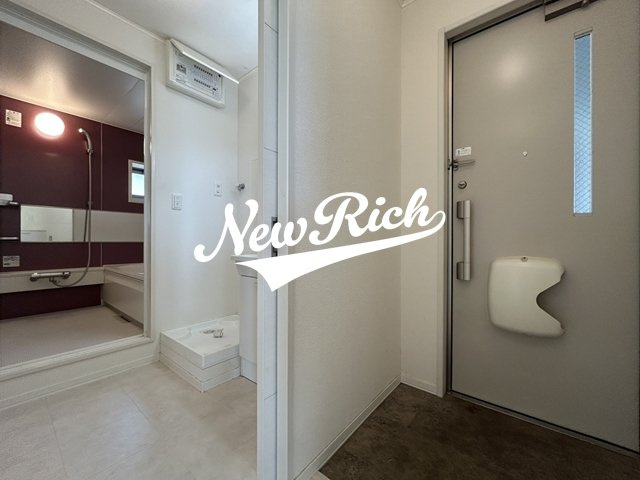 前橋市鳥羽町のアパートの玄関