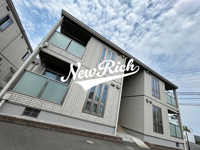 前橋市鳥羽町のアパートの外観