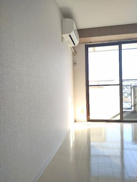 川原ビルの寝室