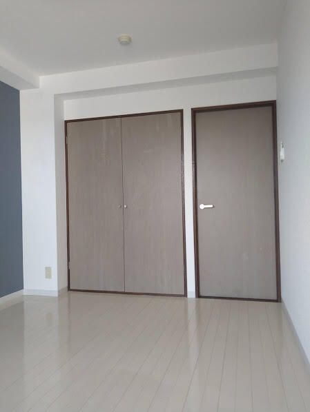 川原ビルの収納