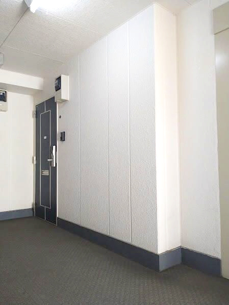 川原ビルの玄関