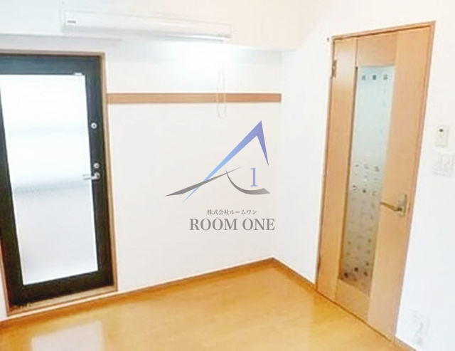 メゾンフラワー西新宿の居間・リビング|洋室のお部屋です。