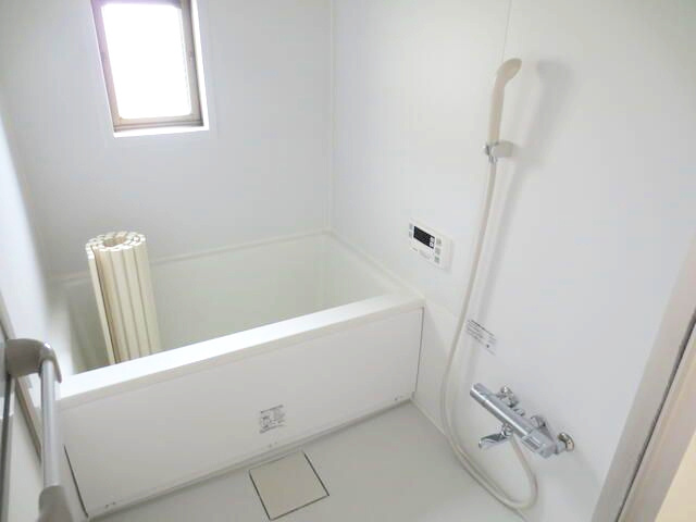 ベルヴュー港南台の浴室