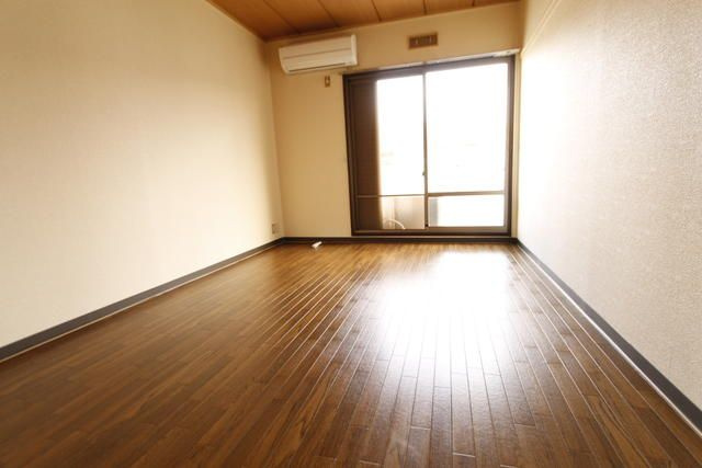 泉タウン２１の内装