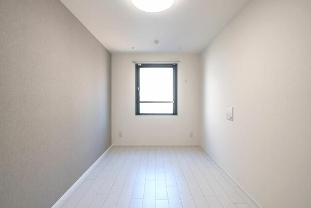 （内見可・ＰＥＴ可・サロン可・ＦＲ設定１ケ月など）ルレーブ南千住の居間・リビング