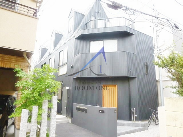 カーサカメーリア