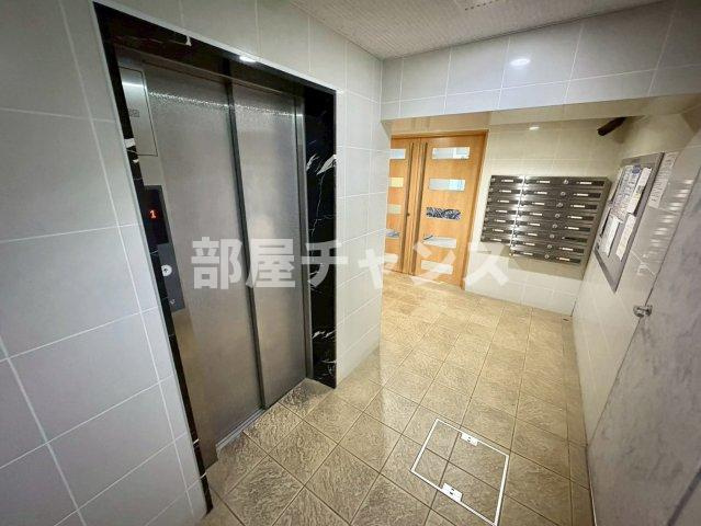 クレストステージ名駅のロビー