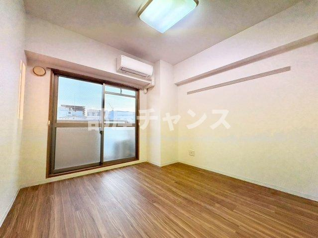 クレストステージ名駅の居間・リビング