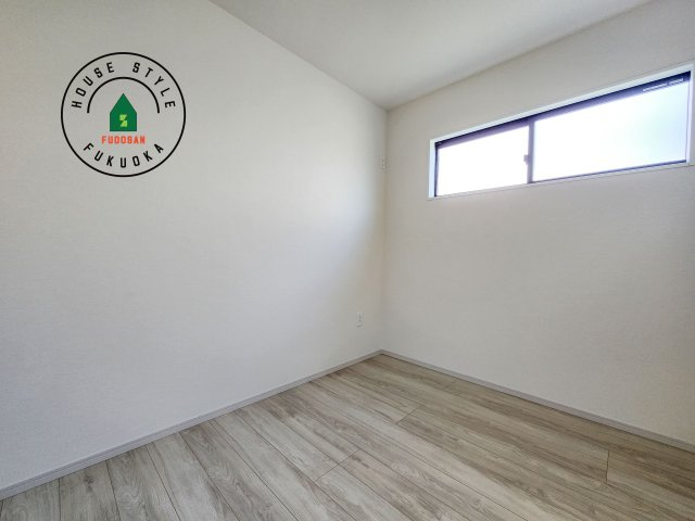 太宰府市高雄6丁目第3-2棟(2号棟)の和室|将来的に、琉球畳を引きまして和室風にすることも可能です。