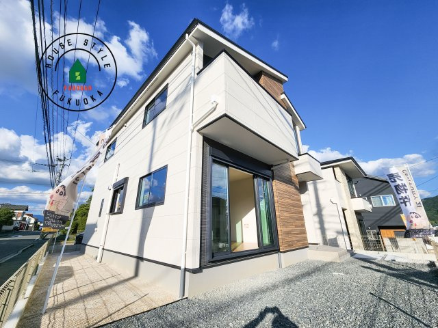 太宰府市高雄6丁目第3-2棟(1号棟)の外観|デザイン性のある外観です。