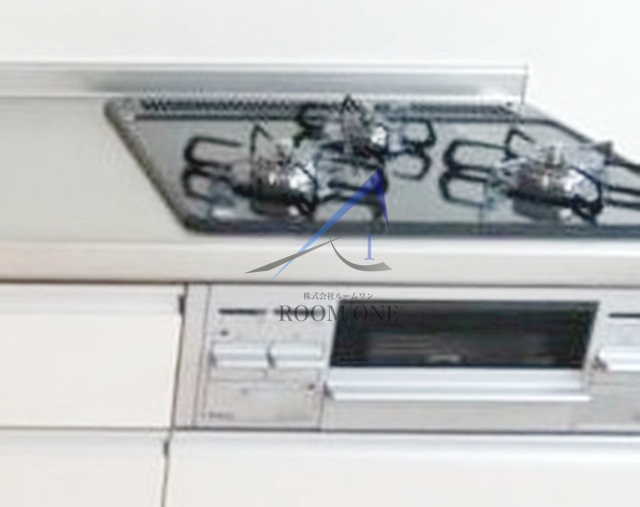 Ｋｈａｚａｎａ　Ｙａｍａｚａｋｉの設備|3口コンロです。