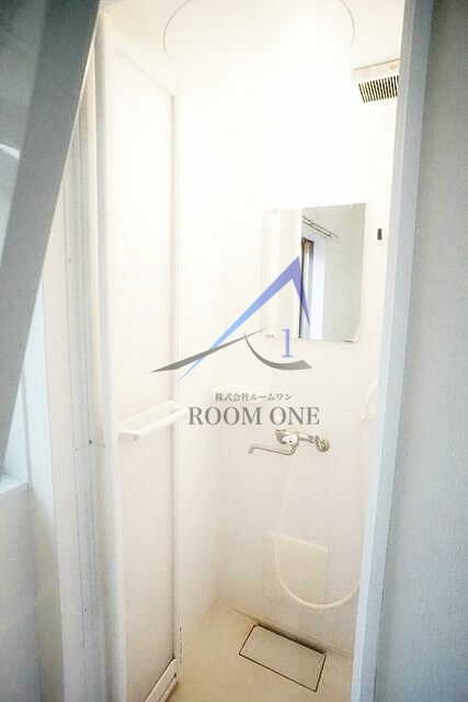 サークルハウス江古田弐番館の浴室|シャワールームです。