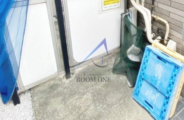 ウィンズ笹塚のその他共用部分|敷地内ごみ置き場です。