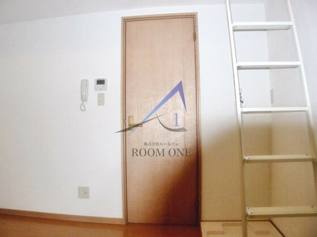 ウィンズ笹塚の居間・リビング|洋室のお部屋です。