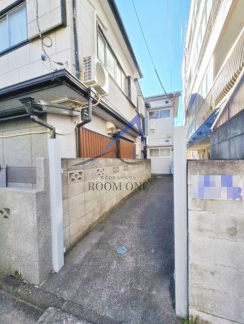 五月コーポのエントランス|エントランスです。