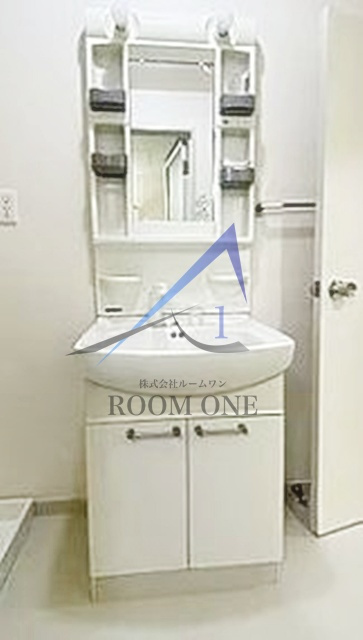 ビラ・アイオイの洗面所|洗面台です。