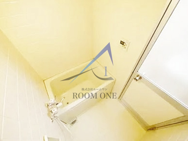 ビラ・アイオイの浴室|お風呂です。