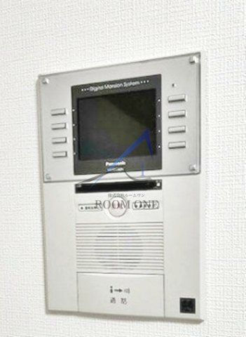 ライオンズマンション大山金井町のセキュリティ|モニター付きインターホンです。