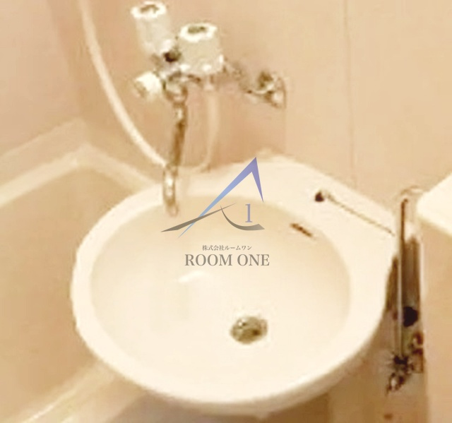 第１６紀州ハイツの洗面所|洗面台です。