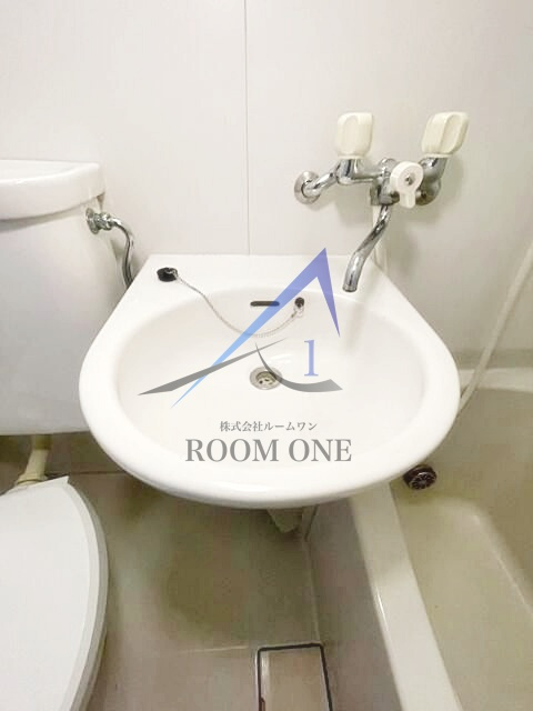 樋口ハウスの洗面所|洗面台です。