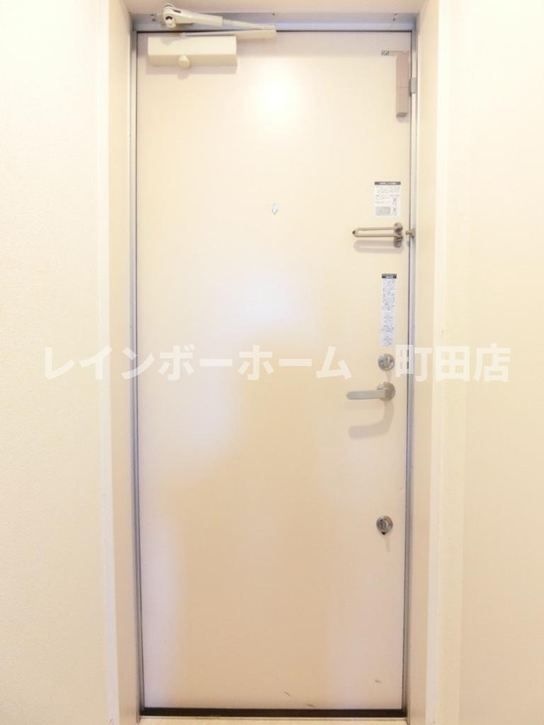 リブリ・ブランドール湘南台※初期費用分割あと払いサービス利用可能物件の玄関