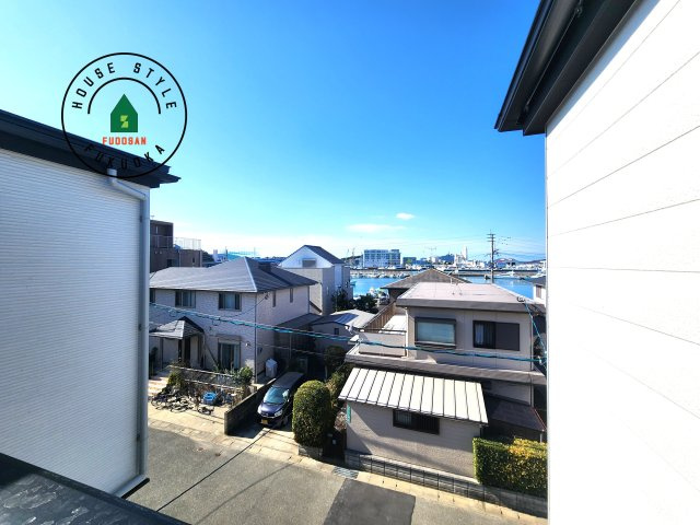 福岡市西区愛宕浜第1-3棟（2号棟）　の展望|眺望や窓からの景色が良いと、家で過ごす時間も快適です。