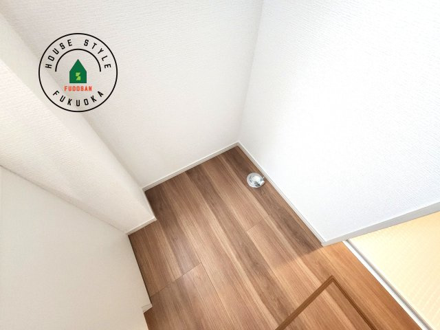 福岡市西区愛宕浜第1-3棟（2号棟）　の内観：施工例|ランドリースペースとなります。広々して有効的にご使用できます。 