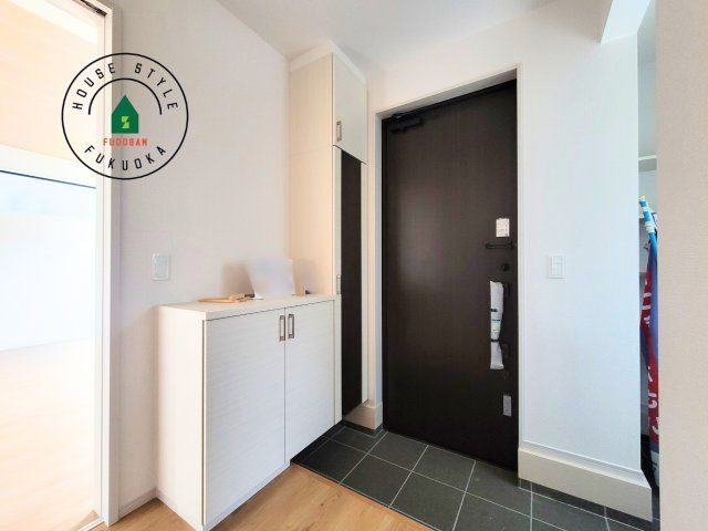 福岡市西区石丸3丁目第2-2棟（1号棟）　の内観：施工例|二重ロックでしっかり防犯対策ができます。