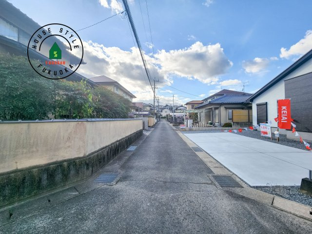 筑紫野市牛島第1-1棟（1号棟）　の前面道路含む現地写真|前面道路です。